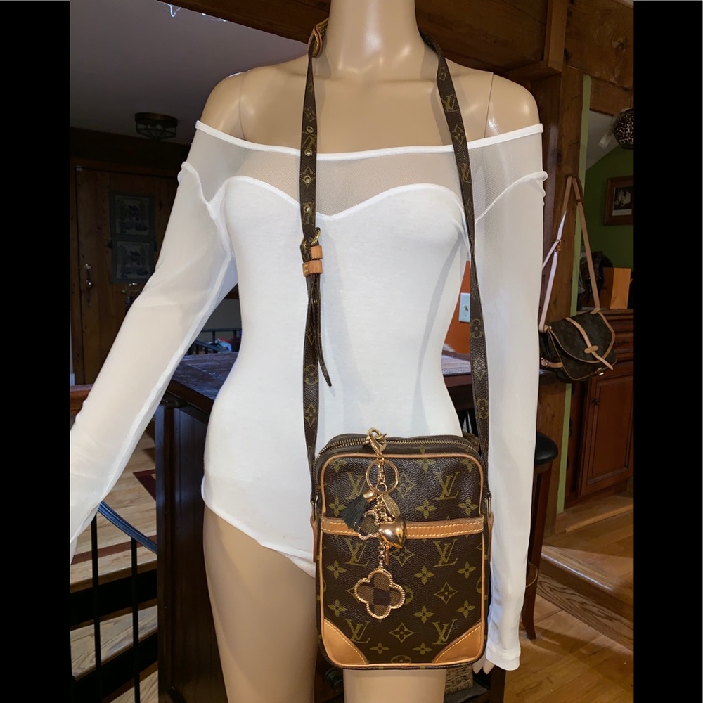 ❌SOLD❌✳️LV DANUBE BEAUTIFUL VERY TRENDY EUC✳️